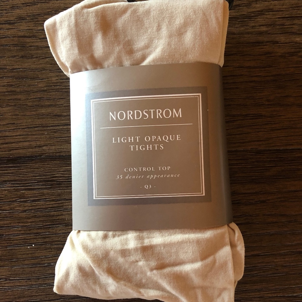 NWT Nordstrom Light Opaque Tights Control Top Q3